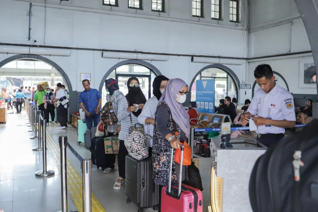 Gaes !!! KAI Tembus 3 Juta Penjualan Tiket