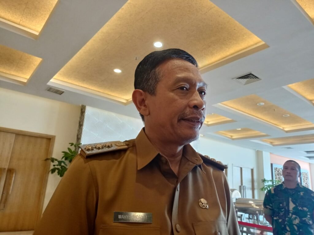 Pj Wali Kota Malang, Wahyu Hidayat akan segera realisasikan Taman Bermain Di Daerah Pemukiman Padat.( fat)