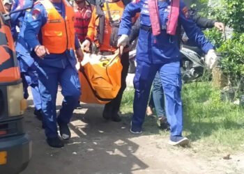 Tim Evakuasi Temukan Korban Hanyut Dan Tenggelam sejauh 2,5 KM di Sungai lokasi kejadian