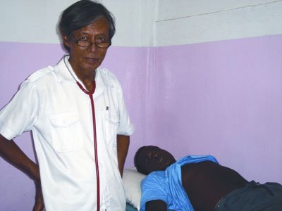 FT : Dr. Fransiskus Xaverius Sudanto/Dokter Rasa Tukaang Parkir