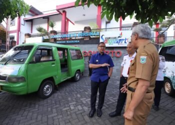 FT : Angkot Pelajar Gratis atau disebut Apel Gratis di Kota Batu Masih Sepi