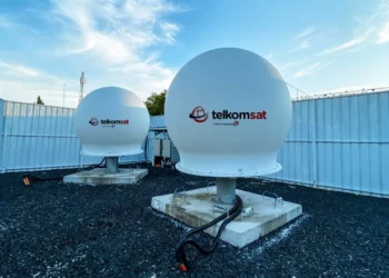 Telkomsat dan Starlink jalin kerja sama untuk menghadirkan layanan internet bisnis (enterprise) di berbagai wilayah di Indonesia. (Dok. Telkomsat)