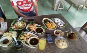 Gaes !!! Kopi Sontoloyo Bernuansa Alam nan Antik