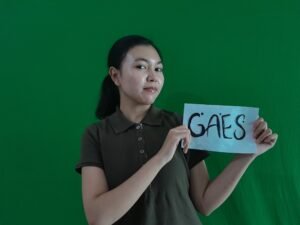 Gaes !!! Menjelajahi Kata Gaul Yang Sering Digunakan Remaja