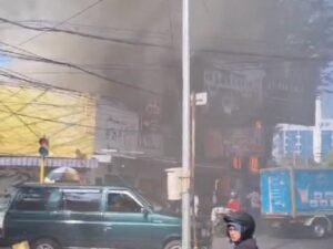 Gaes !!! Empat Ruko di Blimbing Kota Malang Habis Terbakar