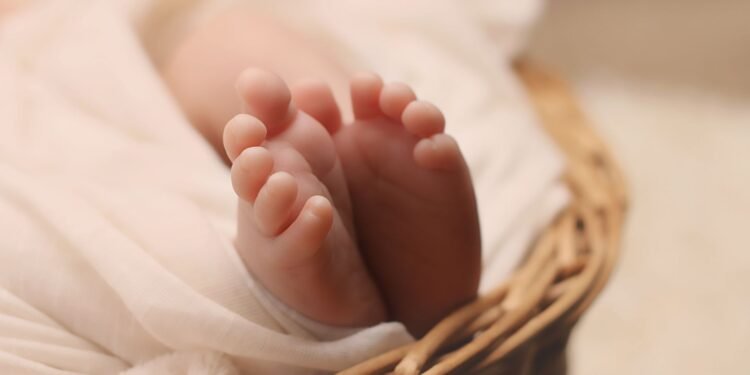 Jasad bayi perempuan ditemukan warga di tempat pemakaman umum (TPU)