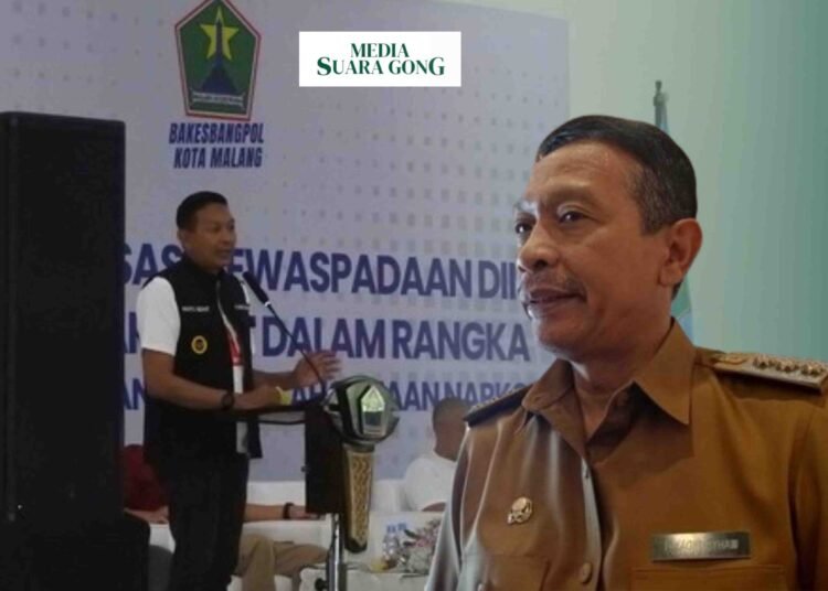 FT : menggelar Sosialiasi Kewaspadaan Dini Masyarakat Dalam Rangka Pencegahan dan Penyalahgunaan Narkoba/sc : Pem_Kot_Mlg/Ds : Aye