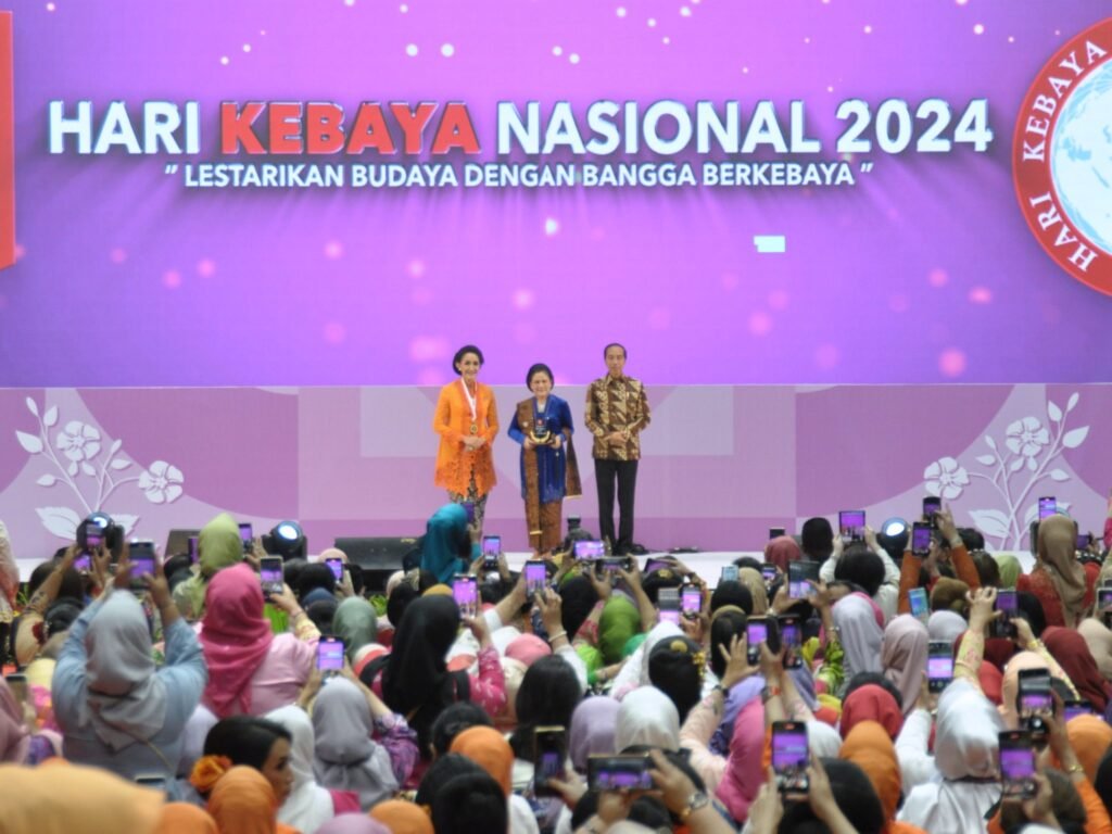Peringatan Hari Kebaya Nasional 2024