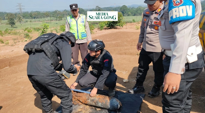 Polisi Musnahkan Bom Sisa Perang Dunia di Malang (Media Suaragong)