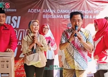 Baktiono Hadiri Deklarasi Relawan Arek's untuk Eri-Armuji (Media Suaragong)