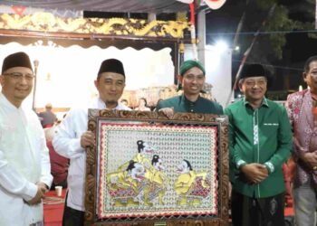 Rayakan Momen HUT RI, Bank Jatim Gelar Wayang dan Ngopi Bareng/sc : Ale