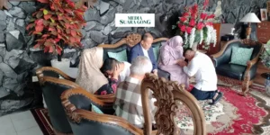 Gaes !!! Mas Gum Sungkem Meminta Restu Orang Tua