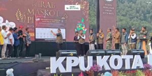 Gaes !!! KPU Kota Batu Sosialisasi Pilkada 2024 Dengan Mengarak Maskot