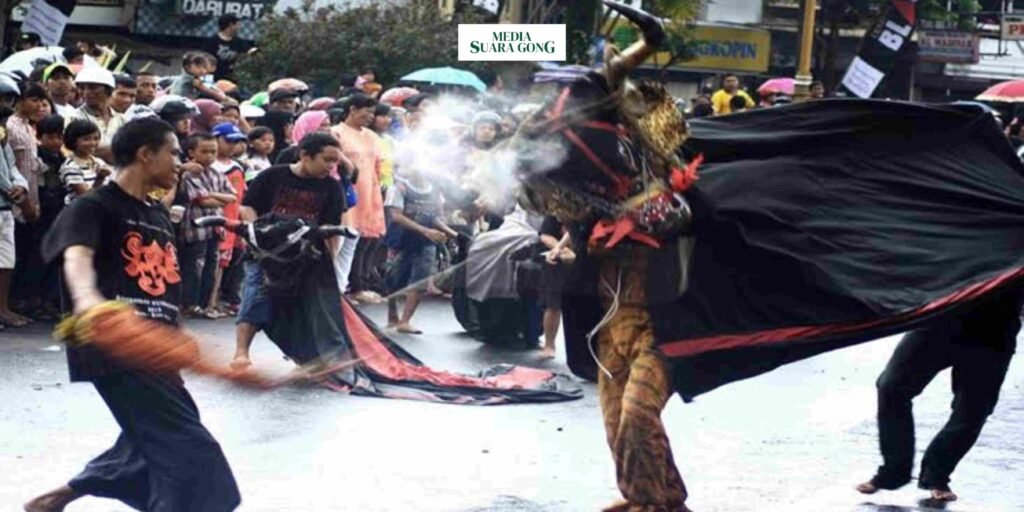 Gaes !!! Kesenian Bantengan Malangan, Eksis Sejak Zaman Singhasari