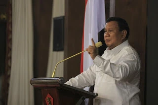 Prabowo berkeinginan membentuk kabinet zaken, yaitu kabinet yang diisi oleh orang-orang yang memiliki keahlian khusus di bidangnya.