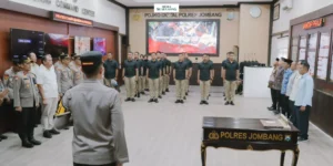 Gaes !!! Pengawalan Ketat Paslon Pilkada Jombang, Polres Jombang Terjunkan 21 Walpri