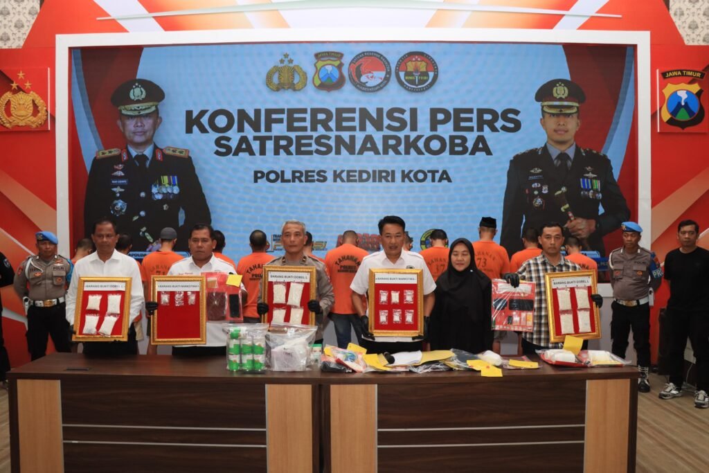 Gaes !!! Satresnarkoba Polres Kediri Kota Ungkap Kasus Narkoba dan Peredaran Miras