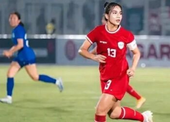 Di balik kesuksesan Timnas putri Indonesia, terdapat sosok Safira Ika Putri yang memegang peranan kunci dari prestasi tersebut.