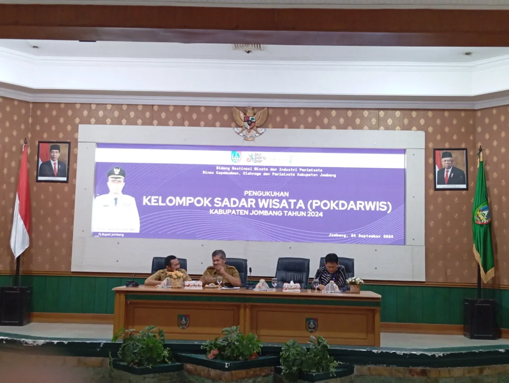 Dinas Kepemudaan Olahraga Dan Pariwisata (Disporapar) Kabupaten Jombang gelar pengukuhan Kelompok sadar wisata (POKDARWIS) tahun 2024
