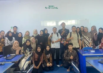 Euforia Hari Batik Nasional (Media Suaragong)