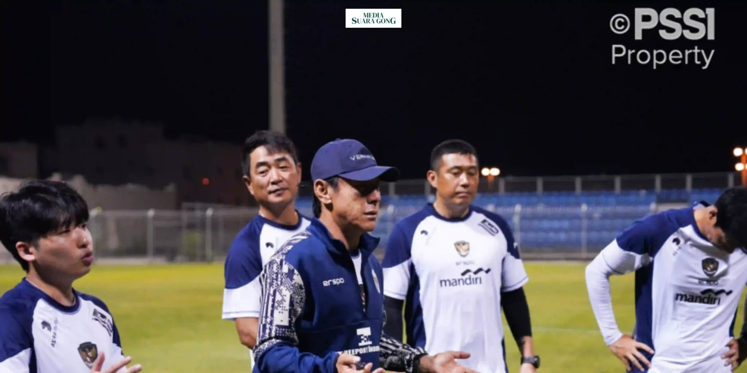 Timnas Indonesia langsung menggelar sesi latihan perdana di Hamad Town Youth & Sports Ground pada Minggu 6 Oktober 2024 malam. Ini merupakan persiapan skuad Garuda dalam menatap pertandingan lanjutan putaran ketiga kualifikasi Piala Dunia 2026