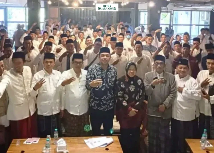 Paslon Gubernur dan Wakil Gubernur Jatim nomor urut 3, Risma-Gus Hans mendapatkan Dukungan Besar dari Perkumpulan Guru Diniyah Nasional.