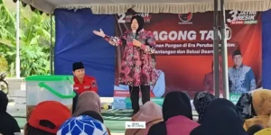 Gaes !!! Risma Blusukan ke Trenggalek: Memperkenalkan Sistem Pertanian Cerdas