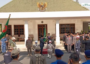 Kirab Pataka Jer Basuki Mawa Beya, tiba di Pendopo Kabupaten Jombang. Tepat pada Selasa (1/10/2024) kemarin.