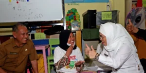 Gaes !!! Kunjungan Pjs Wali Kota Surabaya ke Kelompok Kreatif Anak Inklusi di Pabean Cantian