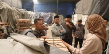 KPU Pasuruan sedang merancang skema. Dimana melibatkan warga dari luar Kabupaten Pasuruan unutk pelipatan surat suara secara independen.