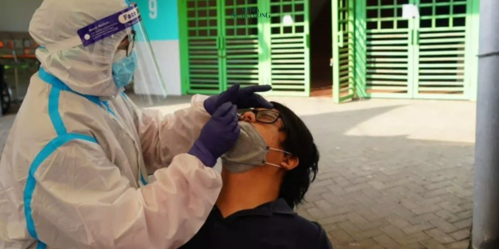 Belakangan beredar menyebutkan bahwa tes PCR bukanlah alat yang digunakan untuk mendeteksi virus, Cek Fakta dan Kebenarannya !!