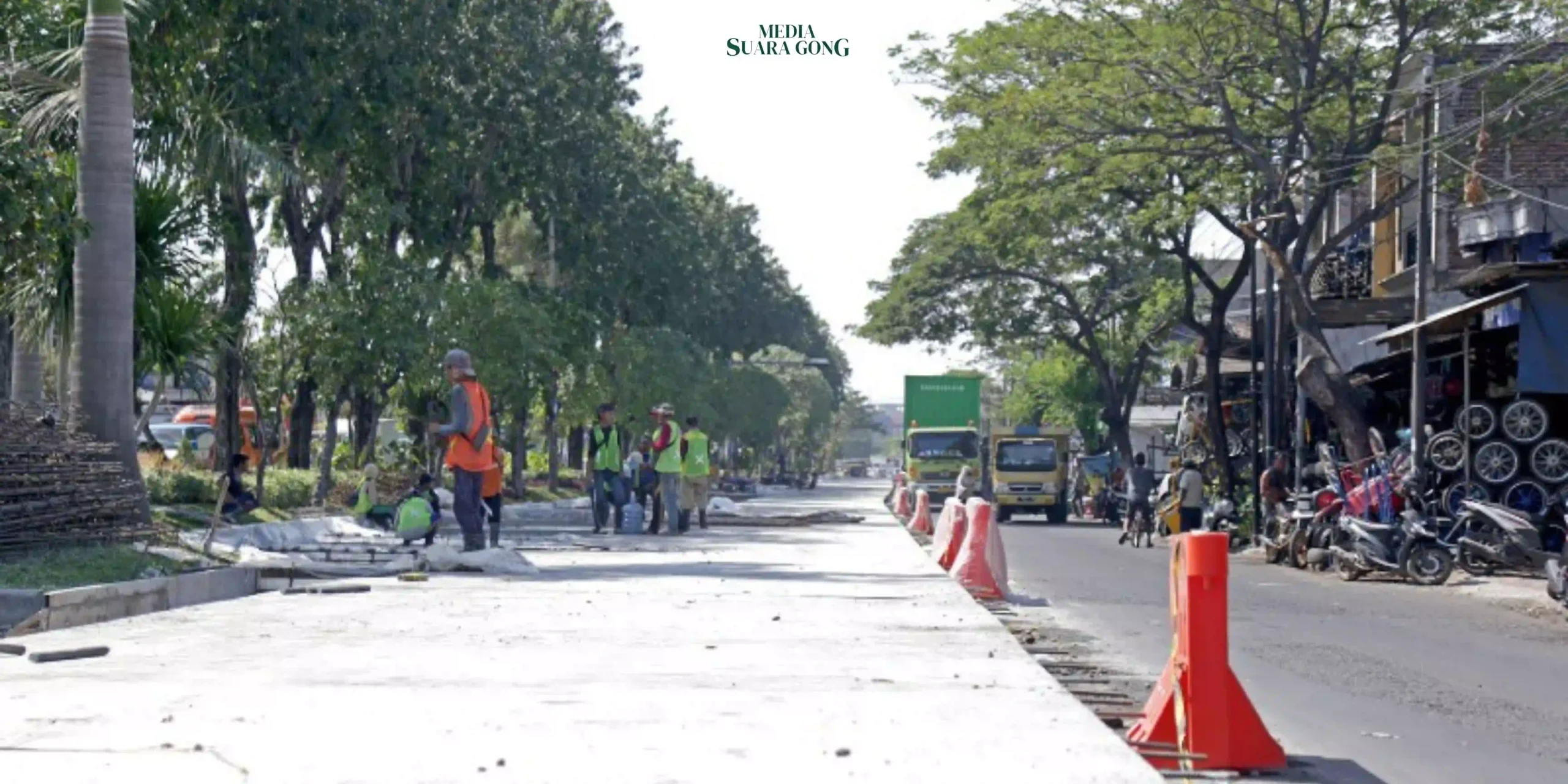 DSDABM) Kota Surabaya mempercepat sejumlah proyek infrastruktur saluran dan jalan.