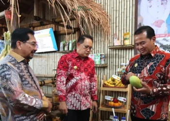 Peringati Hari Pangan Sedunia ke-44, Pj Gubernur Jawa Timur, Adhy Karyono, Berharap Jawa Timur semakin kokoh sebagai lumbung pangan nasional.