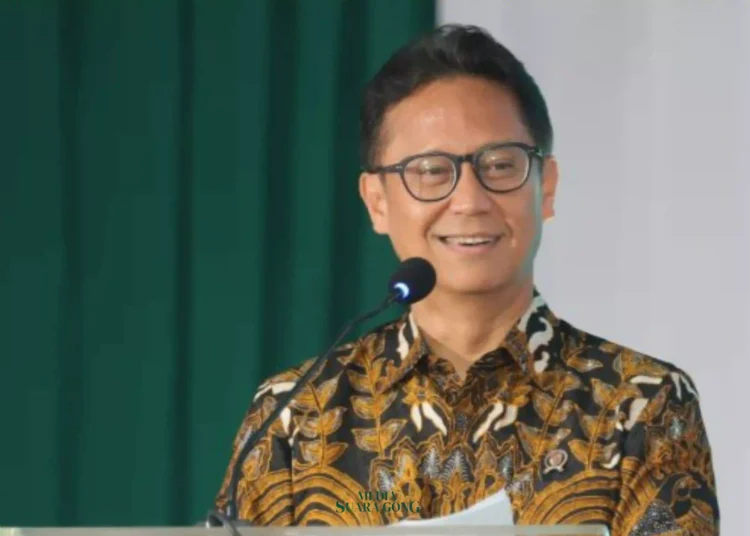 Menkes), Budi Gunadi Sadikin, mengajak sektor swasta untuk turut membangun ekosistem radiofarmaka. Hal ini demi memperkuat layanan pengobatan kanker yang ada di Indonesia