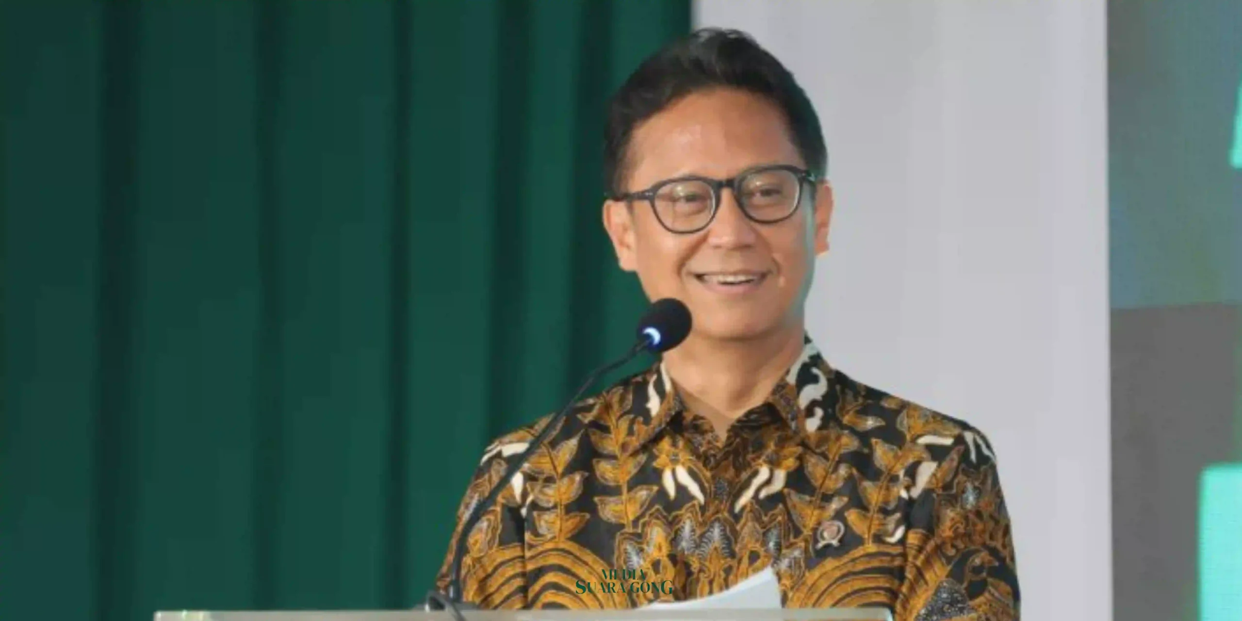 Menkes), Budi Gunadi Sadikin, mengajak sektor swasta untuk turut membangun ekosistem radiofarmaka. Hal ini demi memperkuat layanan pengobatan kanker yang ada di Indonesia