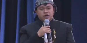 Gaes !!! Debat Publik Perdana Pilgub Jatim 2024