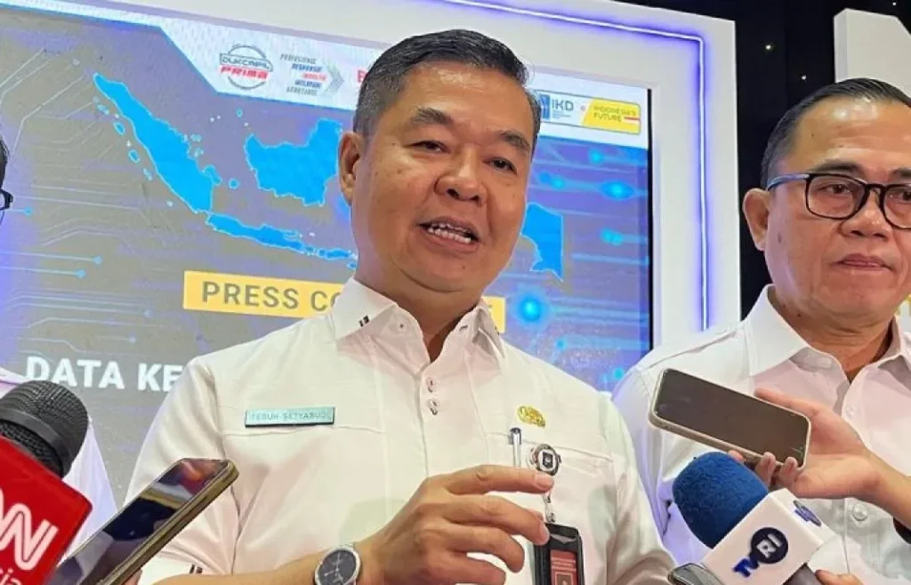 Teguh Setyabudi telah resmi dilantik sebagai Penjabat Gubernur DKI Jakarta, menggantikan Heru Budi Hartono yang menjabat sejak tahun 2022.