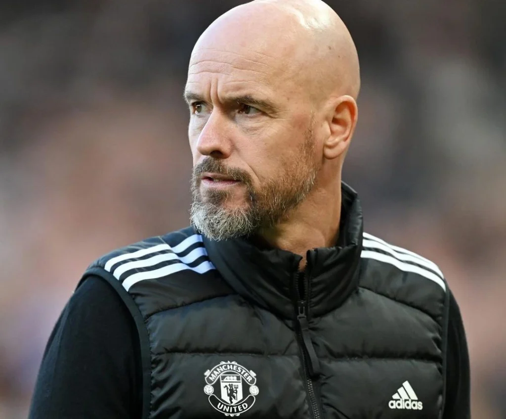 Diumumkan bahwa Ruud van Nistelrooy, yang bergabung sebagai asisten pelatih, akan menjabat sebagai manajer sementara menggantikan ten Hag.