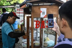 Gaes !!! BI Resmi Berlakukan Biaya MDR QRIS 0 Persen untuk Pedagang Mikro