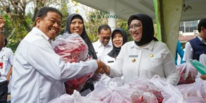 Gaes !!! Pemkab Lumajang Gelar Gerakan ASN Beli Cabai untuk Stabilkan Harga dan Dukung Petani