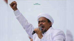 Gaes !!! Habib Rizieq Gugat Jokowi Rp 5.246 Triliun