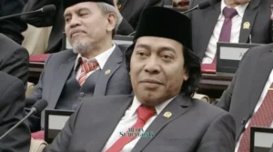 Gaes !!! Uhuy! Komeng Resmi Jadi Anggota DPD