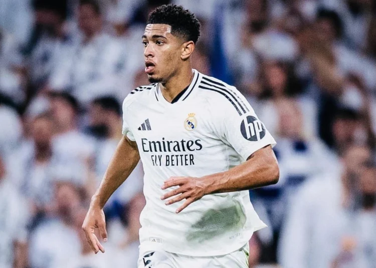 Setahun lalu, Jude Bellingham tampil gemilang bersama Real Madrid, menjadi sorotan utama di tim. Namun, kedatangan Kylian Mbappe membuat perannya semakin tersisih.