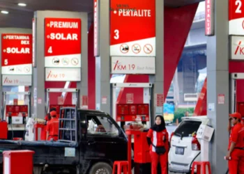 sekitar 20-30% dari total subsidi energi, termasuk BBM dan listrik, pada tahun 2024 diperkirakan tidak tepat sasaran