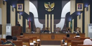 Gaes !!! Pj Bupati Pasuruan Sampaikan Nota Pengantar Raperda APBD 2025
