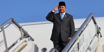 Presiden Prabowo Subianto mengusulkan agar India mengirimkan profesor dan dokter spesialis untuk mengajar di perguruan tinggi di Indonesia.