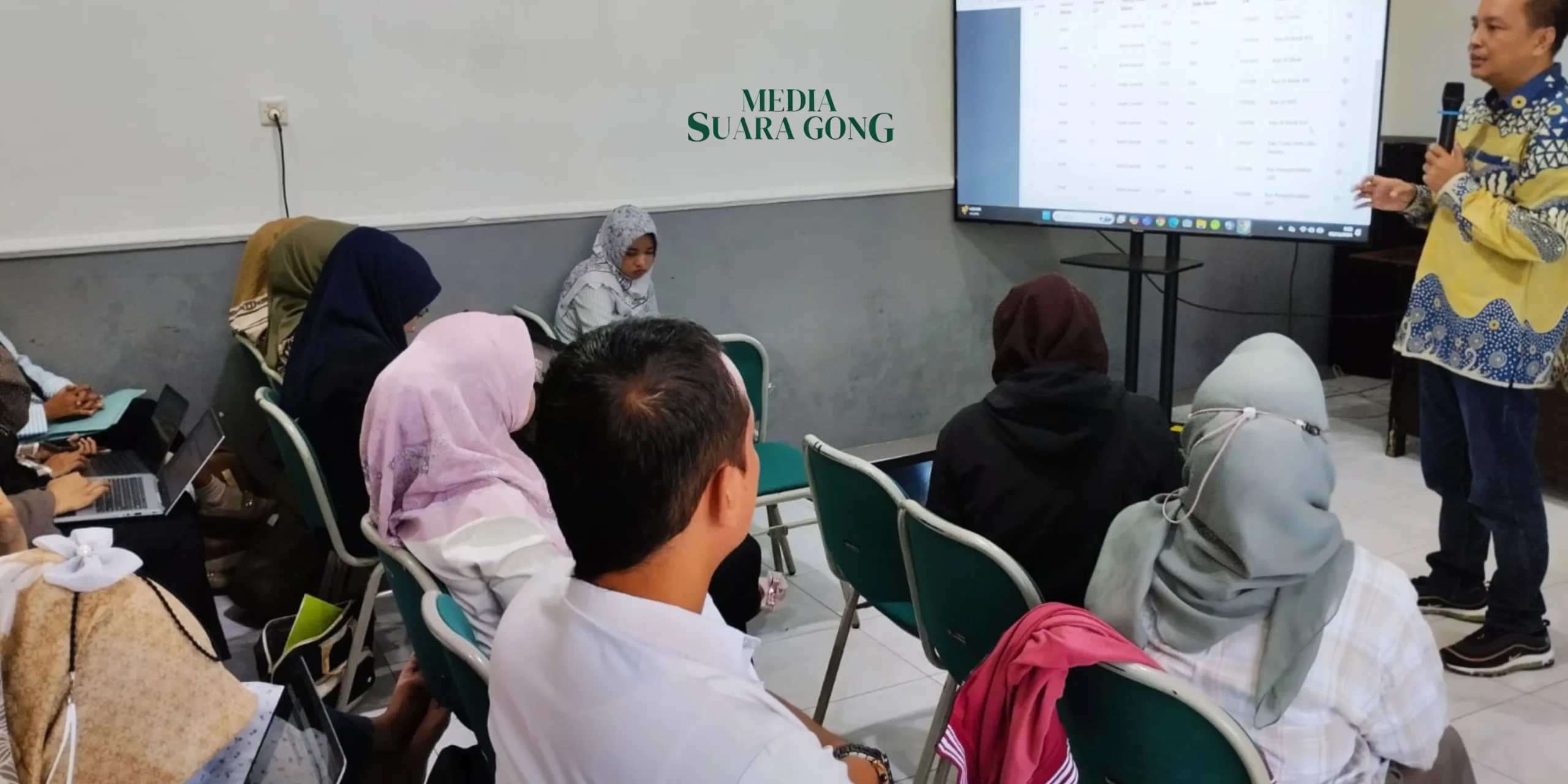 Pelatihan Aplikasi Forsa BumDesa Bersama Ikatan Akuntansi Indonesia (IAI) untuk Meningkatkan Pengelolaan Keuangan BUM Desa di Kabupaten Jember