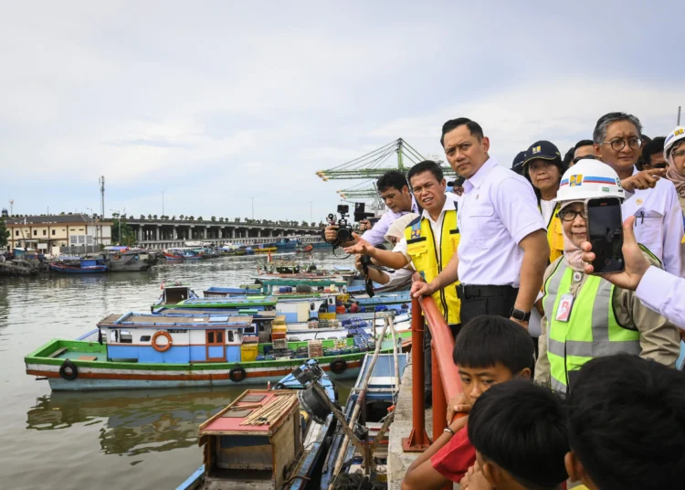 Menteri Pekerjaan Umum mengumumkan rencana mempercepat penerapan aturan larangan penggunaan air tanah di wilayah DKI Jakarta.