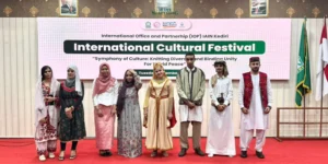 Gaes !!! Mahasiswa dari Sepuluh Negara Ramaikan Festival Budaya Internasional IAIN Kediri