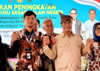 Menteri Pertanian, menegaskan kewajiban bagi industri susu di Indonesia untuk menyerap produksi susu segar dari peternak lokal.